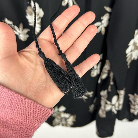 Lucky Brand Black Tan Floral Tassel Dressy Blouse Plus Size 2X - Picture 6 of 7